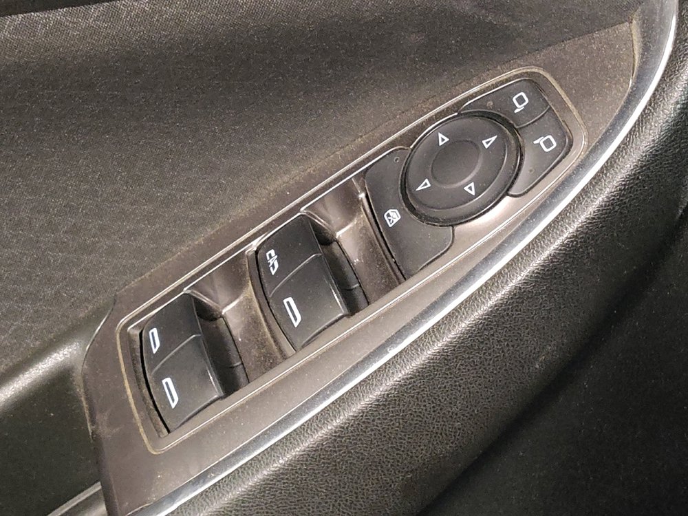 Used 2021 Chevrolet Malibu LT FWD image 27