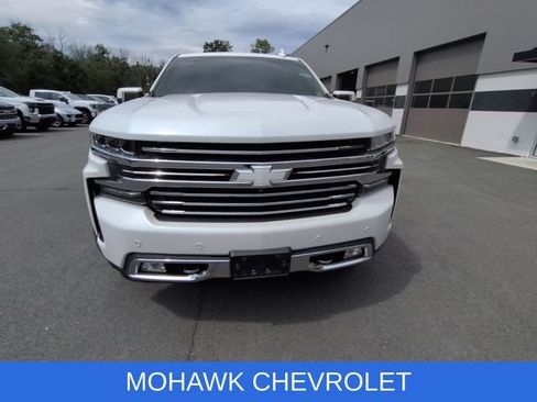Used 2019 Chevrolet Silverado 1500 High Country w/ Technology Package AWD/4WD image 6