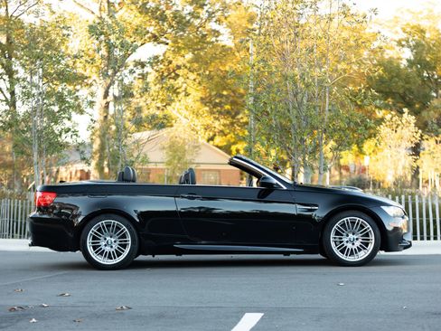 Used 2013 BMW M3 Convertible image 8