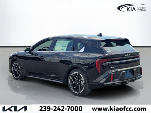 New 2026 Kia K4 EX FWD image 4