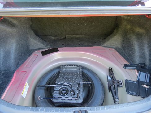 Used 2017 Toyota Corolla SE image 31