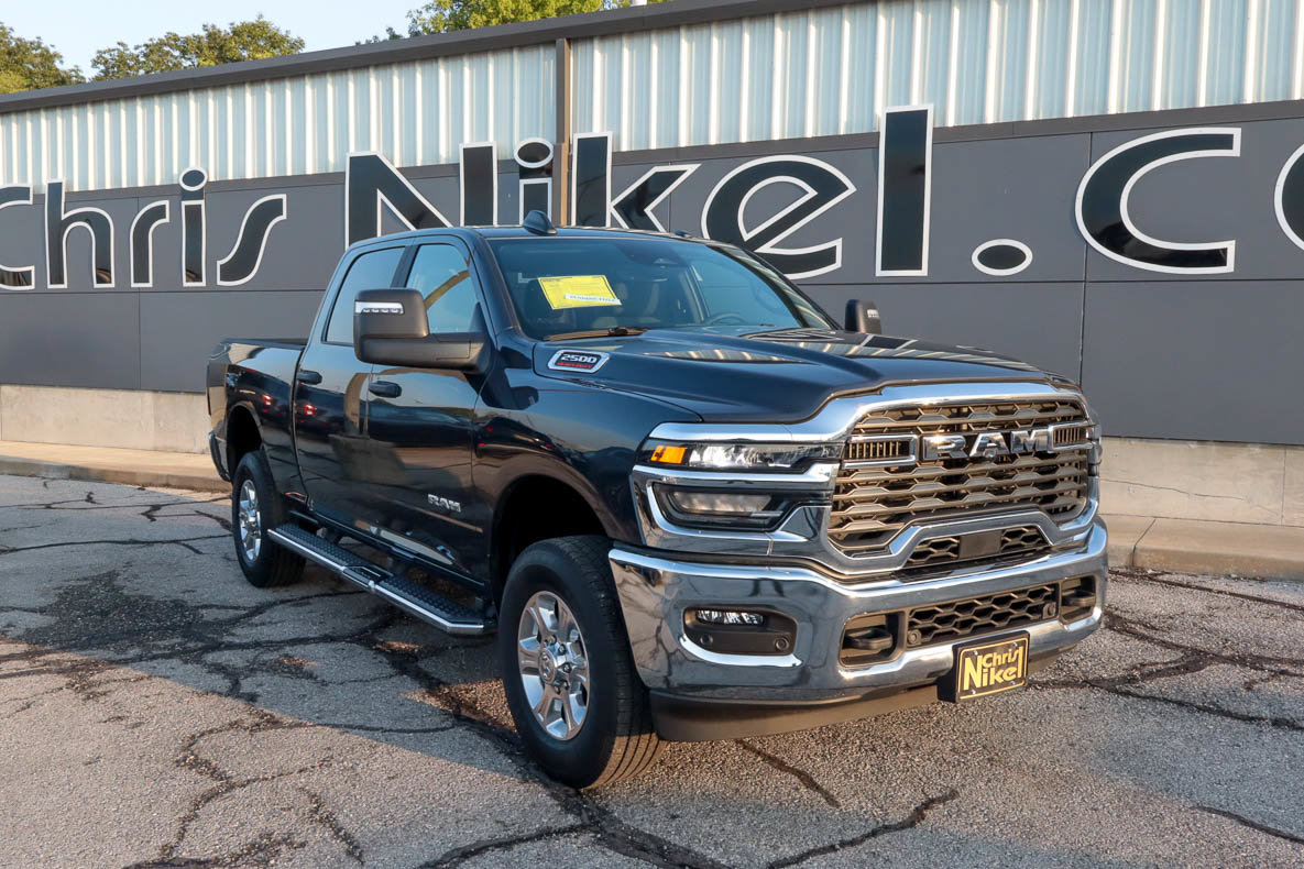 Used 2026 RAM 2500 Big Horn AWD/4WD image 1