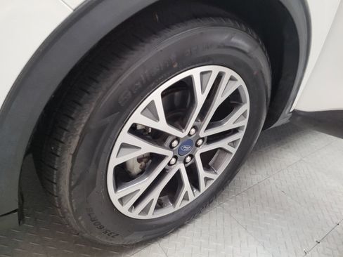 Used 2021 Ford Escape SEL FWD image 31