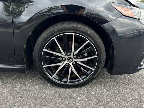Used 2021 Toyota Camry SE FWD image 30