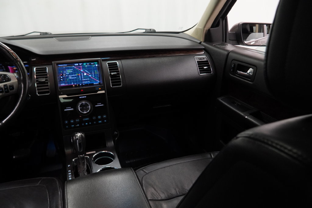 Used 2013 Ford Flex Limited FWD image 17
