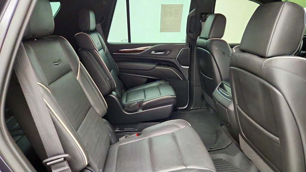 Used 2022 Cadillac Escalade Premium Luxury RWD image 25