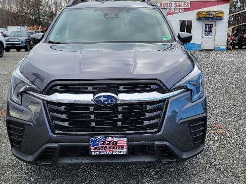 Used 2025 Subaru Ascent Premium image 2