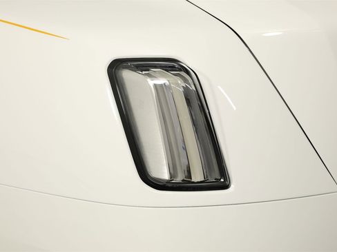 New 2025 Rolls-Royce Spectre Black Badge image 21