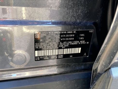 Used 2022 Toyota RAV4 XLE Premium FWD image 35