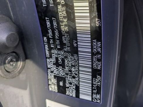 Used 2024 Toyota 4Runner SR5 Premium image 36