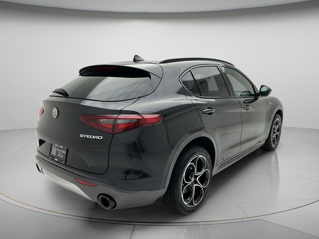 Used 2023 Alfa Romeo Stelvio Ti w/ Active Assist Plus Package AWD/4WD image 3