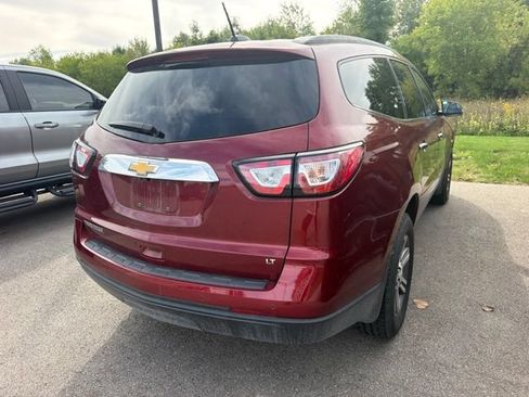 Used 2017 Chevrolet Traverse LT FWD image 9