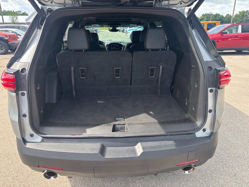 Used 2023 Chevrolet Traverse RS AWD/4WD image 10