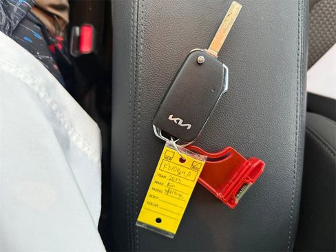 Certified 2023 Kia Sportage LX image 30