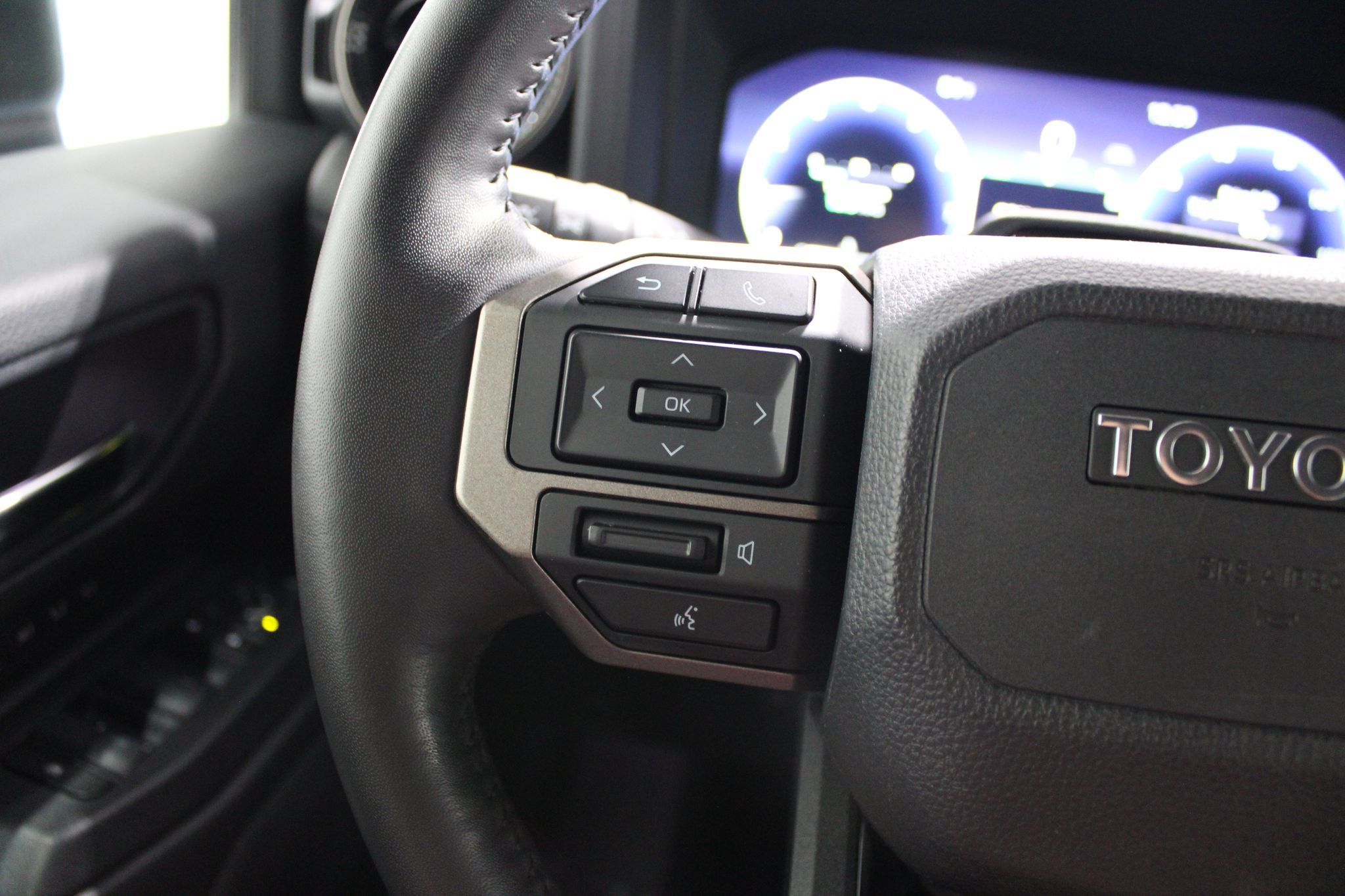 Used 2024 Toyota Land Cruiser AWD/4WD image 40