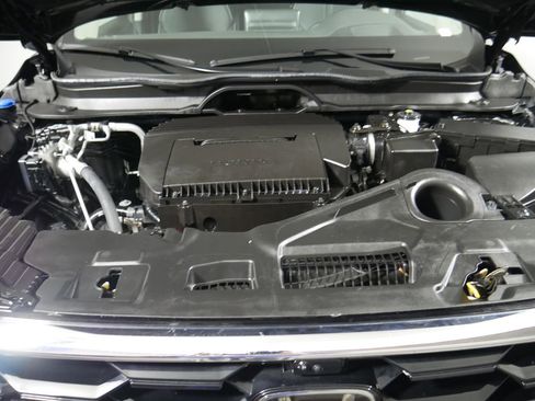 Used 2023 Honda Pilot Elite image 3