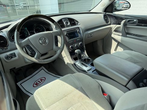 Used 2017 Buick Enclave Convenience FWD image 22