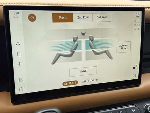 Used 2024 Land Rover Defender 110 X image 26