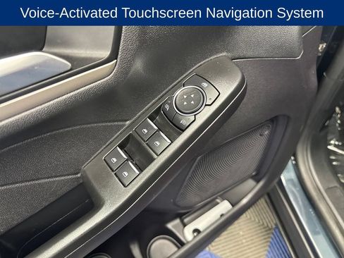 Used 2022 Ford Escape SEL w/ Technology Package AWD/4WD image 13