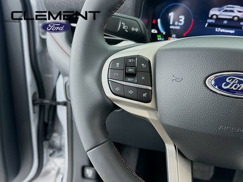 New 2026 Ford Explorer Active AWD/4WD image 15
