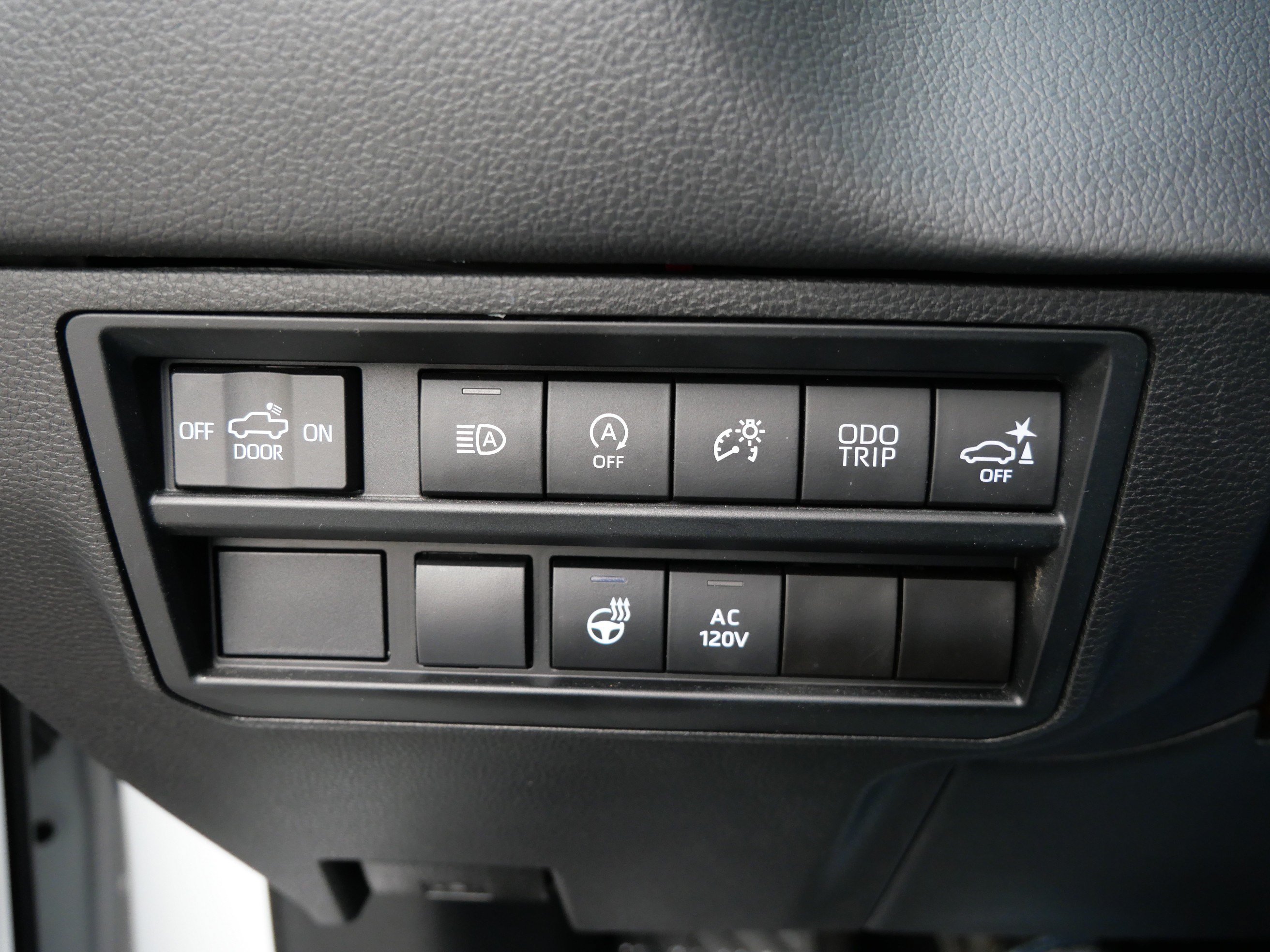 Used 2022 Toyota Tundra Limited AWD/4WD image 26