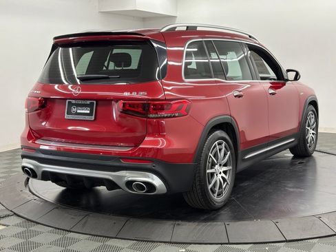 Used 2022 Mercedes-Benz GLB 35 AMG 4MATIC image 10