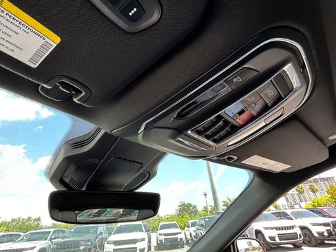 New 2025 Jeep Wagoneer S Limited image 45