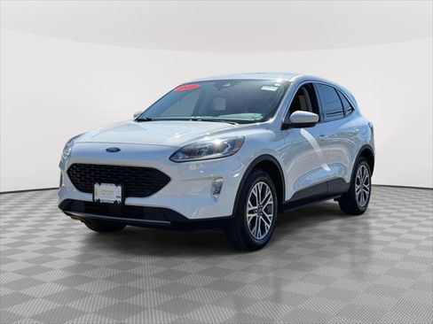 Used 2022 Ford Escape SEL w/ Technology Package image 2