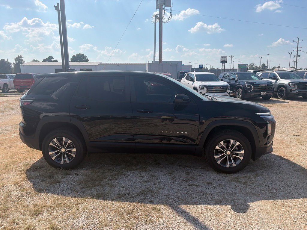 New 2027 Chevrolet Equinox LT w/ Convenience Package II AWD/4WD image 7
