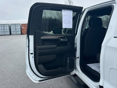 Certified 2024 Chevrolet Silverado 1500 LT Trail Boss w/ Convenience Package II image 29