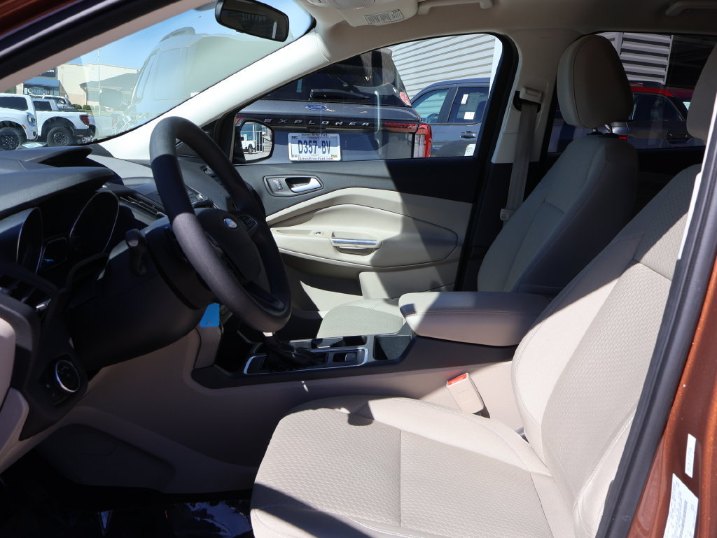 Used 2017 Ford Escape SE FWD image 21