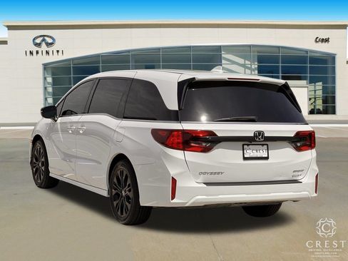 Used 2025 Honda Odyssey Sport-L image 7