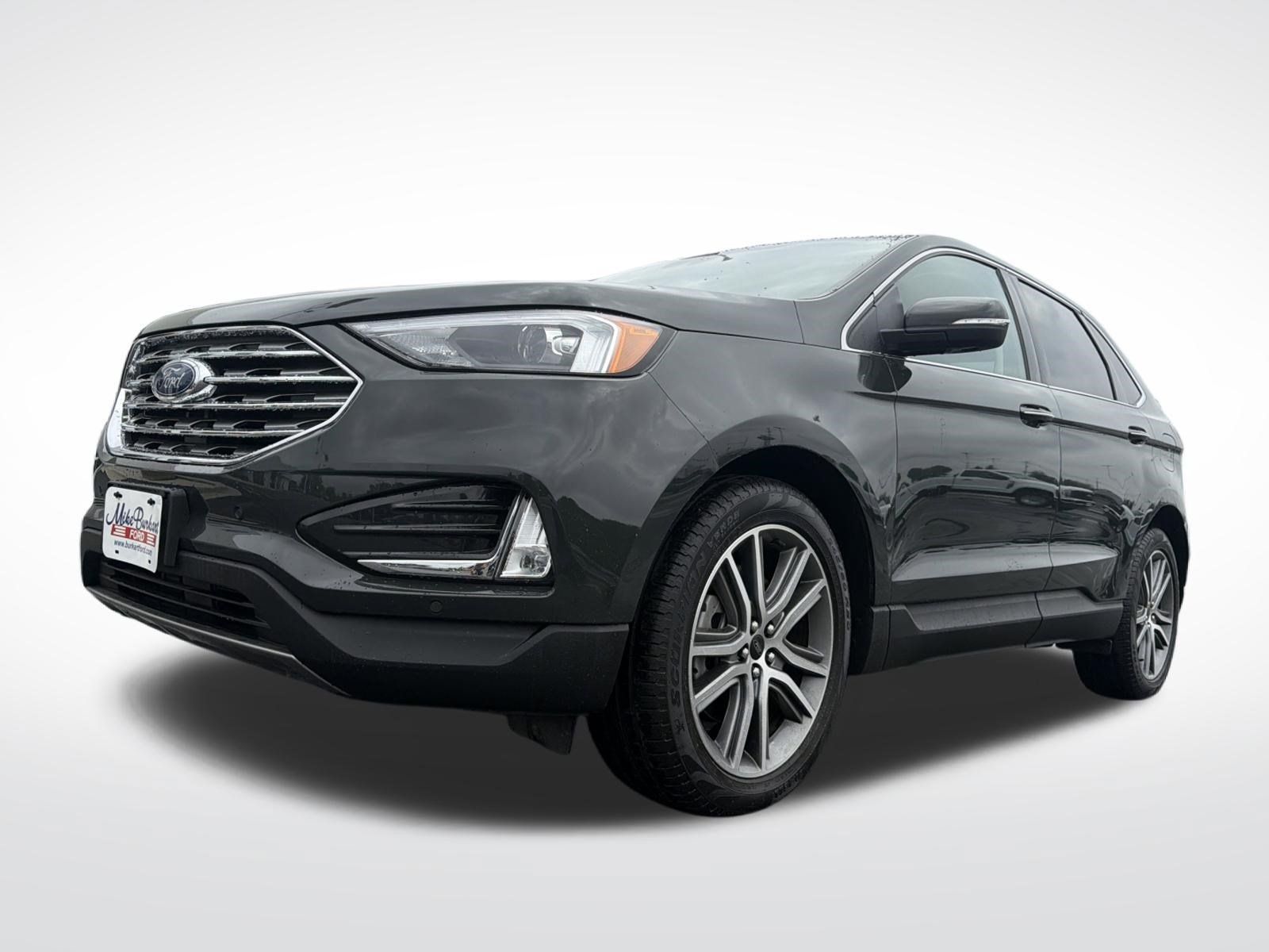 Used 2023 Ford Edge Titanium w/ Class II Trailer Tow Package AWD/4WD image 2