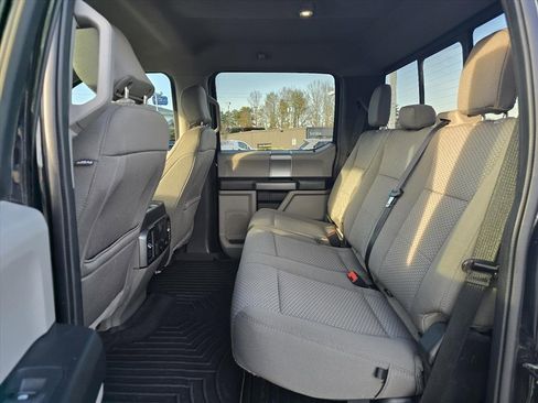 Used 2020 Ford F250 XLT w/ XLT Premium Package image 11