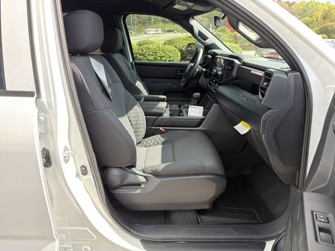 New 2026 Toyota Tundra SR image 12