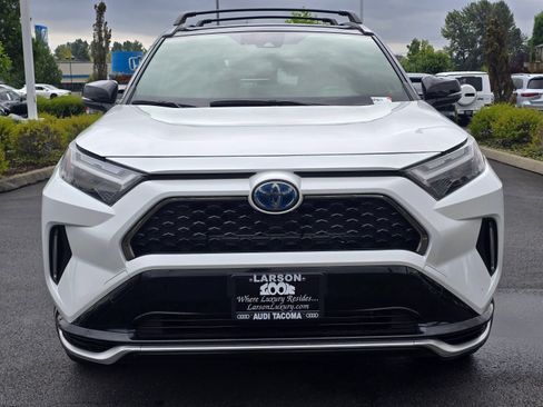 Used 2023 Toyota RAV4 XSE w/ Weather Package AWD/4WD image 8