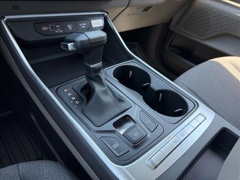 New 2026 Kia Carnival LX FWD image 27