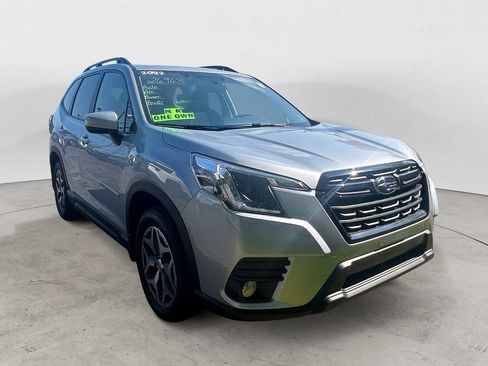 Used 2022 Subaru Forester Premium AWD/4WD image 8