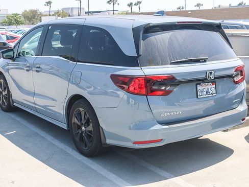 Used 2023 Honda Odyssey Sport image 12