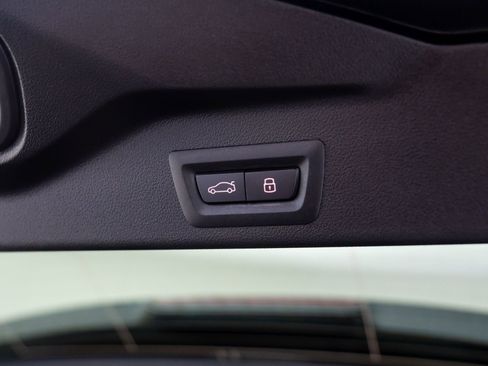 New 2026 BMW X5 xDrive50e w/ M Sport Package image 31