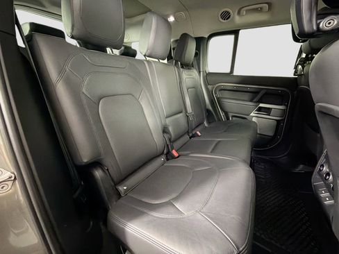 Certified 2023 Land Rover Defender 130 SE image 31
