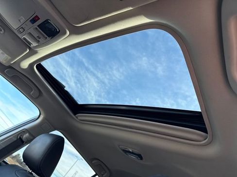 Used 2018 Subaru Outback 2.5i Limited image 24