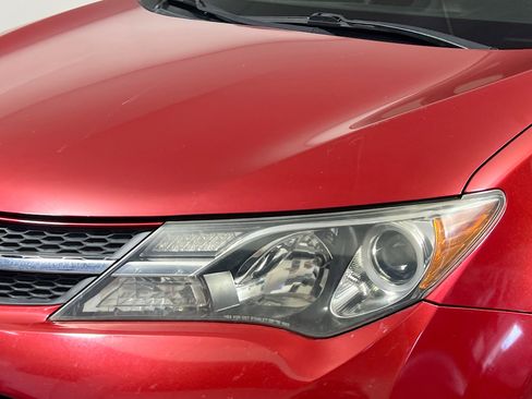 Used 2015 Toyota RAV4 Limited FWD image 11