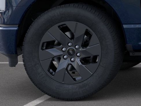 New 2025 Ford F150 Lightning Flash image 19