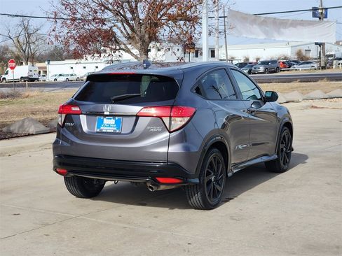 Certified 2022 Honda HR-V Sport image 5