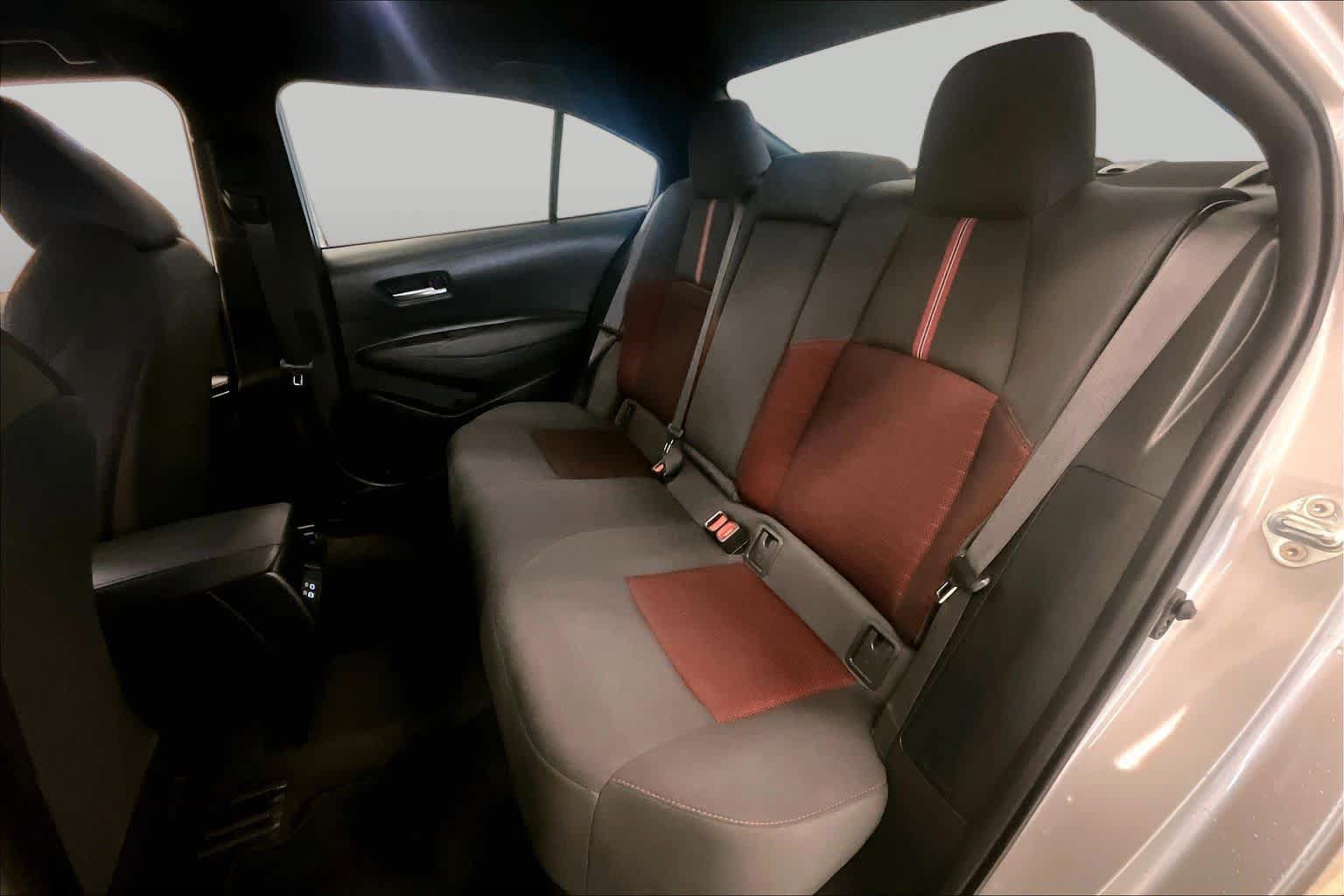 Used 2024 Toyota Corolla SE FWD image 18