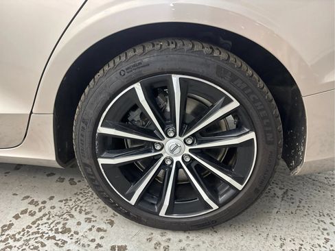 Used 2023 Volvo S60 T8 Plus AWD/4WD image 30