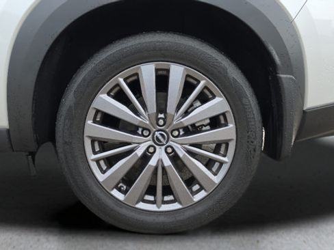 Used 2023 Nissan Pathfinder SL w/ SL Premium Package AWD/4WD image 55
