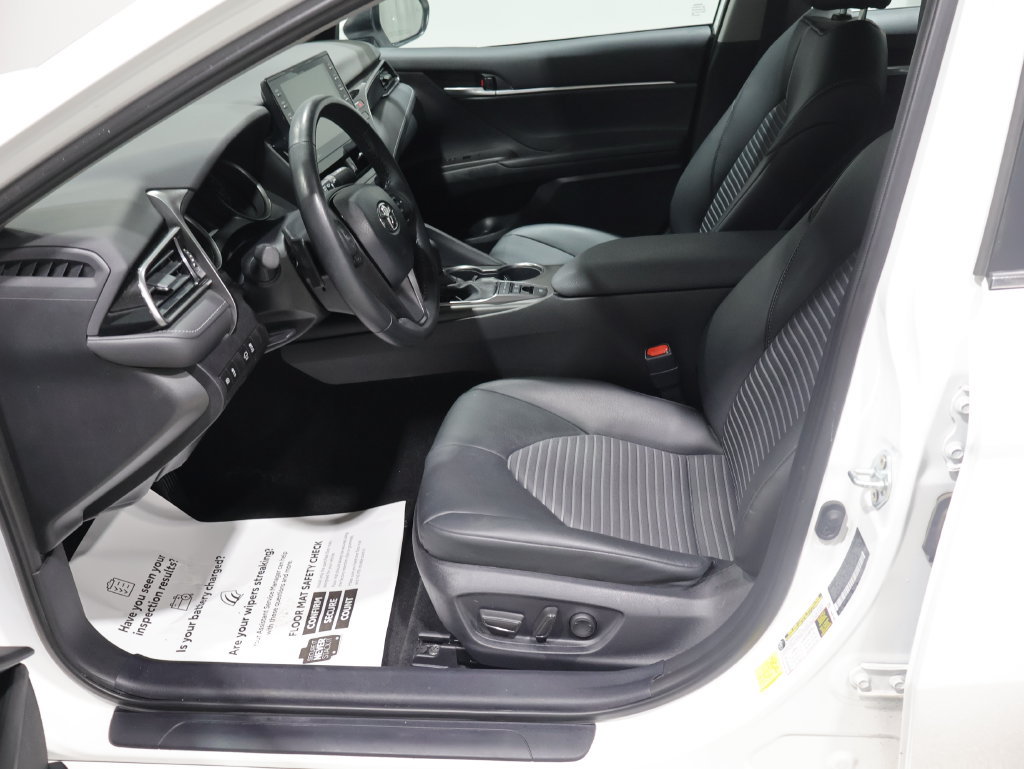 Used 2024 Toyota Camry SE w/ Audio Upgrade Package FWD image 11