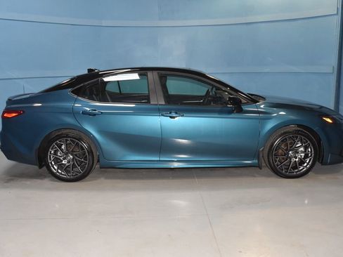 Used 2025 Toyota Camry XSE AWD/4WD image 23
